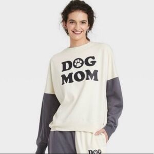 Modern Lux Dog Mom Sweatshirt Size Large Cozy Fleece Lined NWT